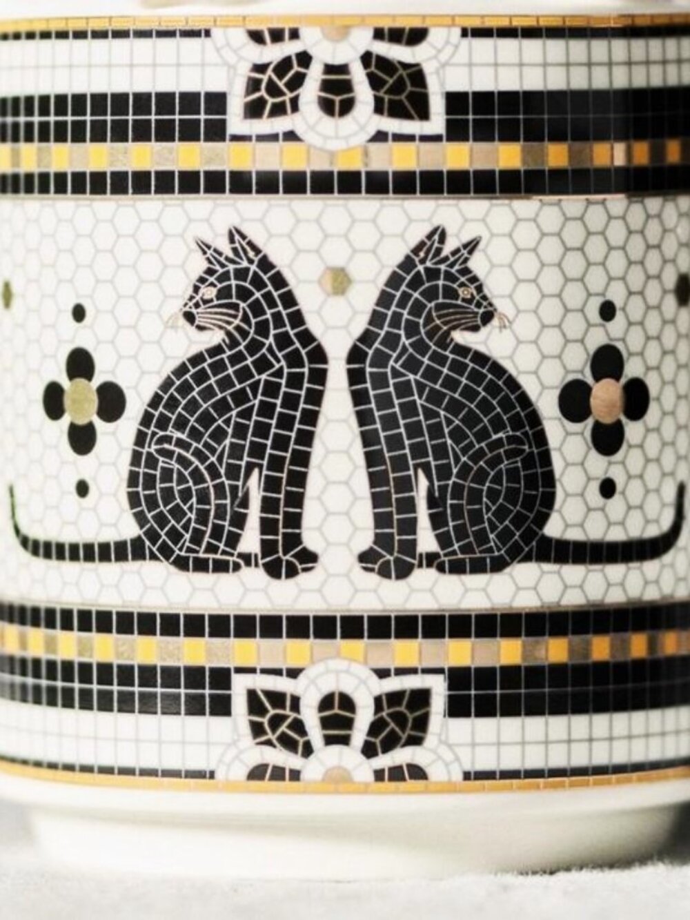 Anthropologie Halloween Mug 24k gold-decaled glazed stoneware Black Cat 13oz NEW - Picture 6 of 10
